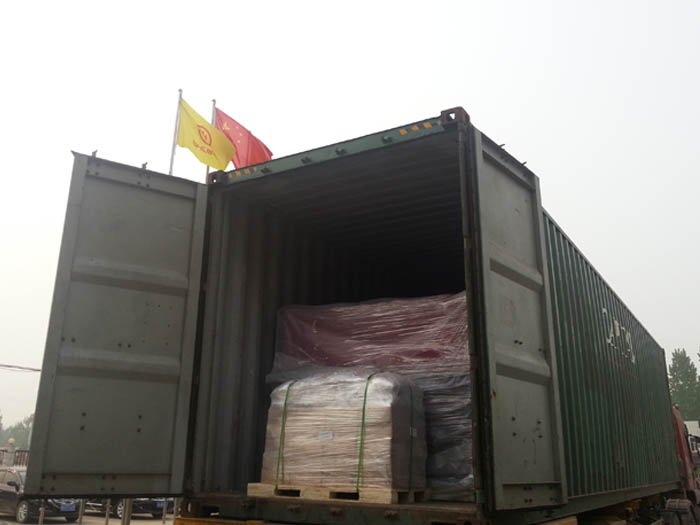 國(guó)外客戶發(fā)配件耗材集裝箱